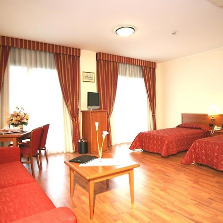 Hotel Executive Meeting & Events Udine Esterno foto