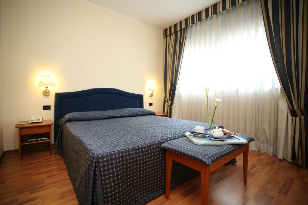 Hotel Executive Meeting & Events Udine Esterno foto