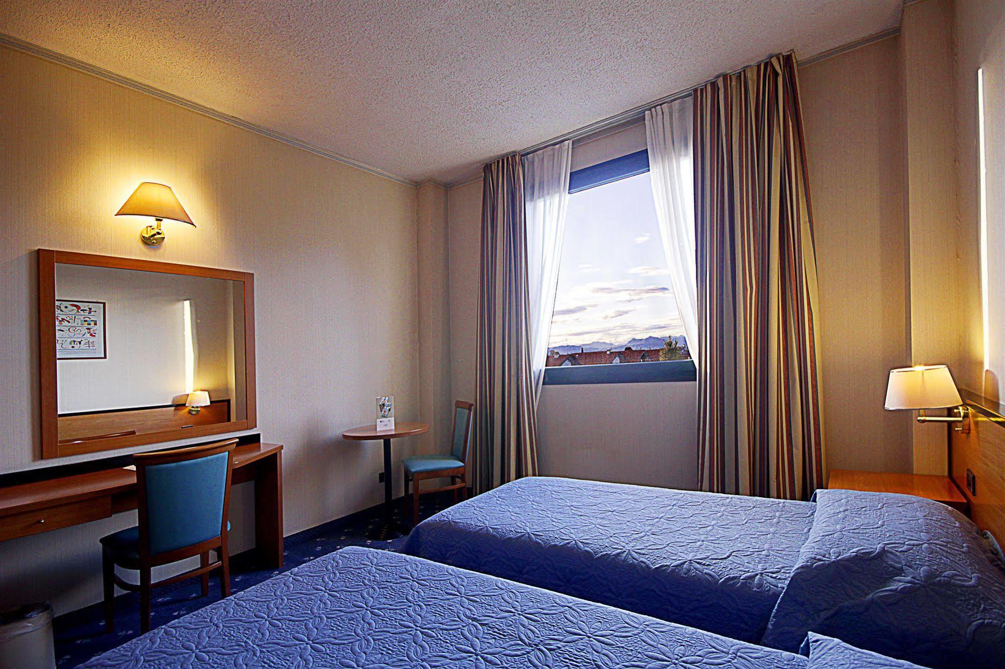 Hotel Executive Meeting & Events Udine Esterno foto