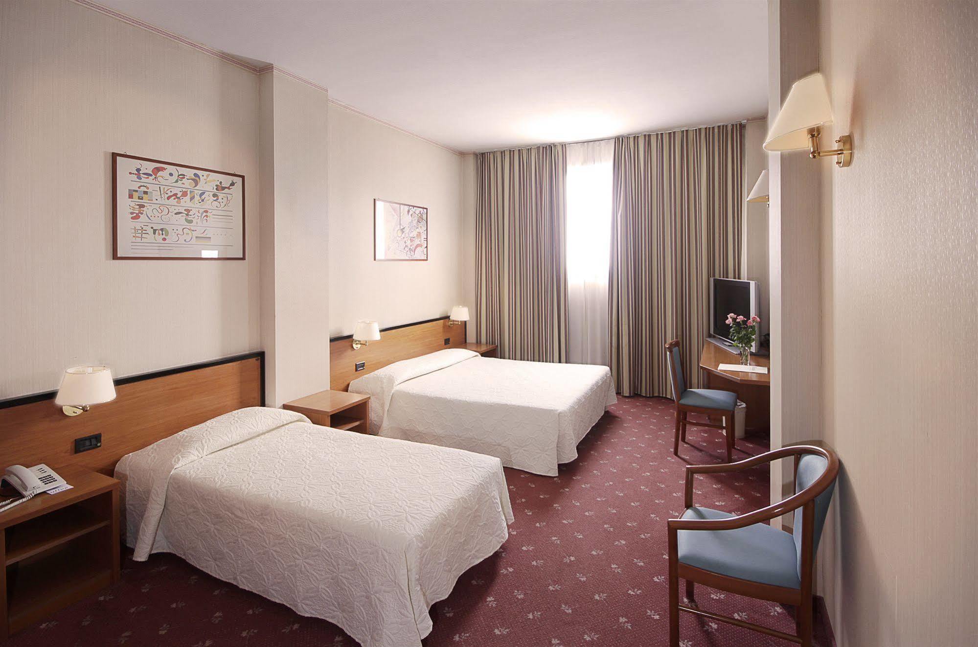Hotel Executive Meeting & Events Udine Esterno foto