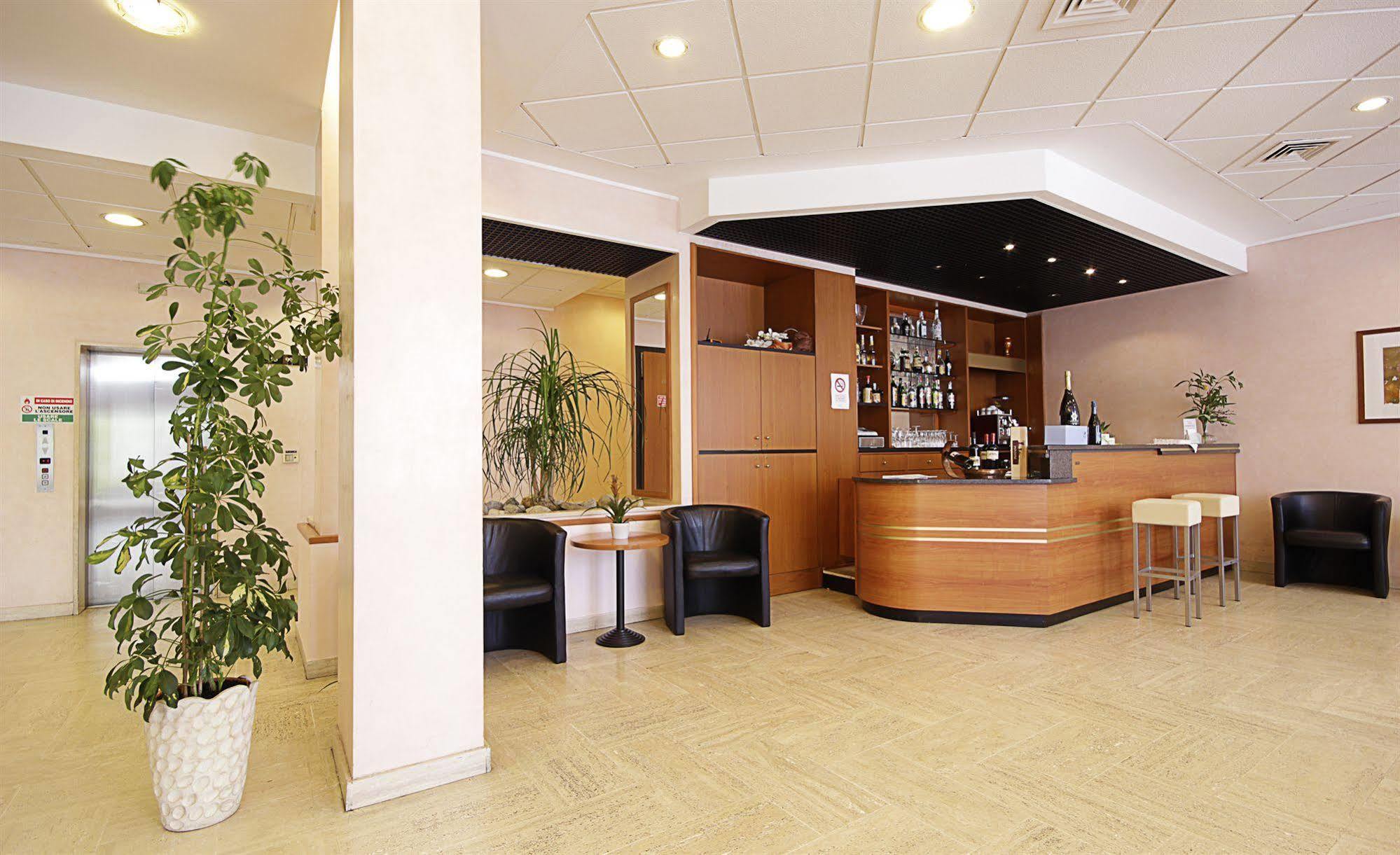 Hotel Executive Meeting & Events Udine Esterno foto